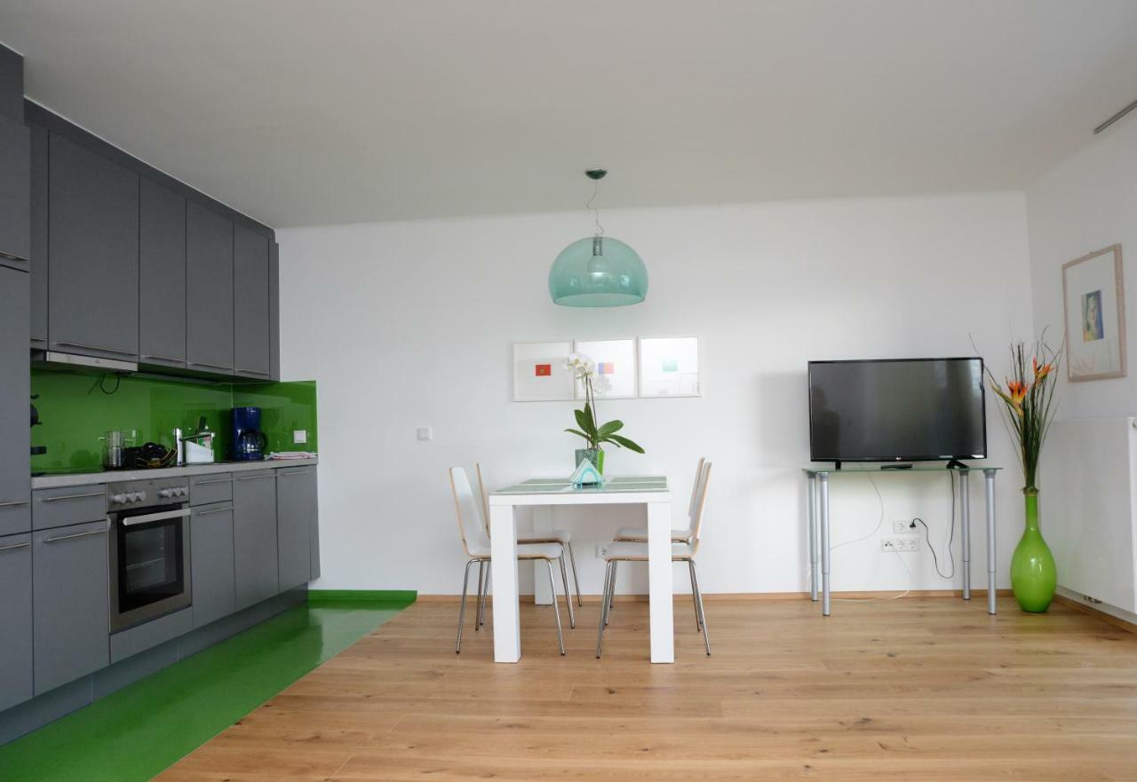 Seeappartement Marina Pörtschach am Wörthersee Eksteriør billede